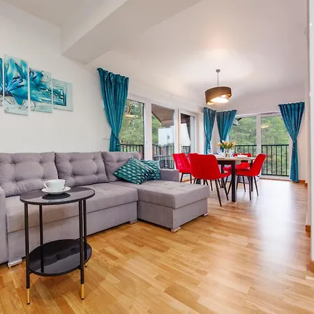 Zapach Lasu - Naturalne Spa, Sun & Snow Karwica